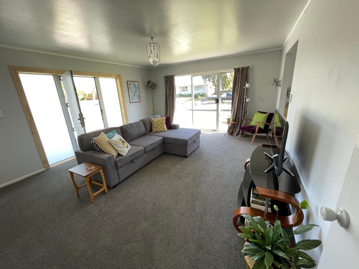 Green Door - One Bedroom Apartment Whakatane Zewnętrze zdjęcie